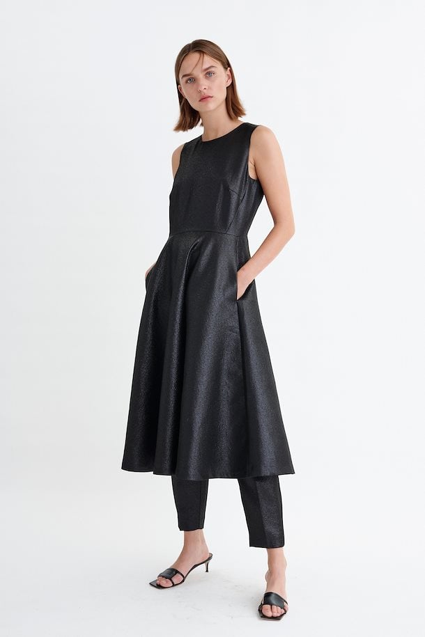 InWear MairiIW Dress Black – Shop Black MairiIW Dress from size 32-44 here