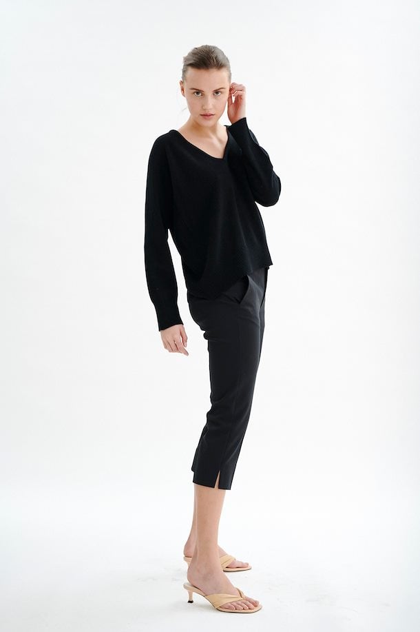 InWear Zella IW Capri pants Black – Shop Black Zella IW Capri pants from  size 32-44