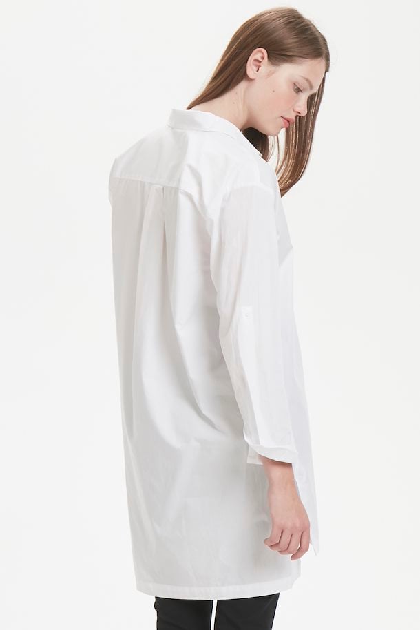 white long sleeved shirt